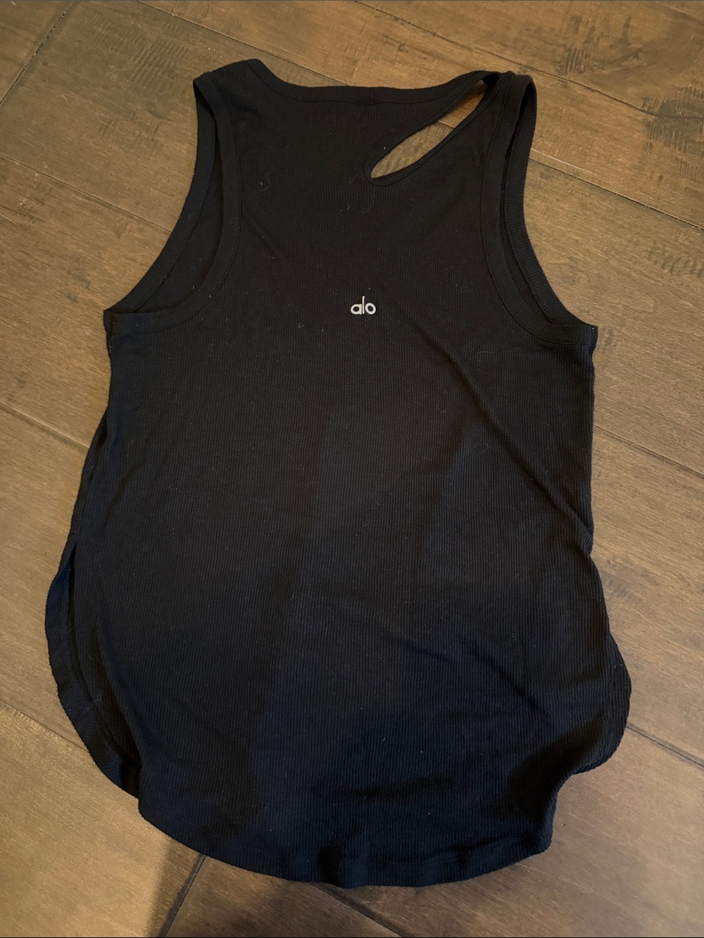 ALO Yoga Black Ribbed Sleeveless Tank Top with Cutout
